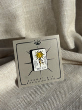 Load image into Gallery viewer, Tarot Sun Enamel Pin