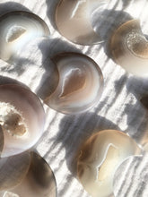 Load image into Gallery viewer, Agate Druzy Moon