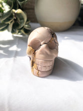 Load image into Gallery viewer, Mookaite Jasper Skull