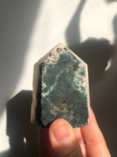 Load image into Gallery viewer, Apophyllite with Stillbite Tower