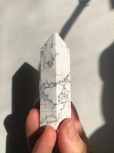 Load image into Gallery viewer, Howlite Generator