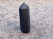 Load image into Gallery viewer, Shungite Tower