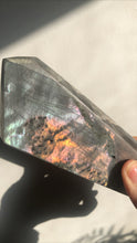 Load image into Gallery viewer, Labradorite Freeform - Electric Flash
