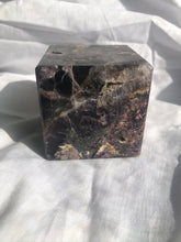 Load image into Gallery viewer, Silk Fluorite Cube