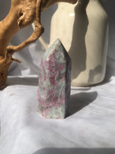 Load image into Gallery viewer, Pink Tourmaline Generator