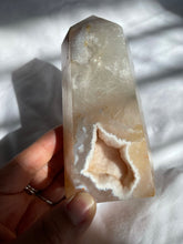 Load image into Gallery viewer, Flower Agate Druzy Generator