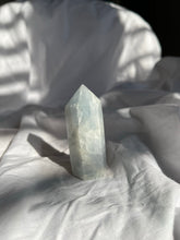 Load image into Gallery viewer, Blue Calcite Generator