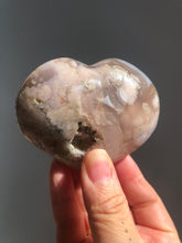 Load image into Gallery viewer, Flower Agate XL Heart