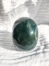 Load image into Gallery viewer, Moss Agate Skull