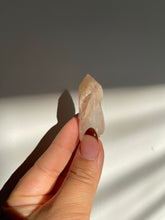 Load image into Gallery viewer, Dreamsicle Lemurian Quartz Seed