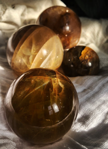 Golden Healer - The Master Healer