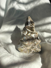 Load image into Gallery viewer, Ocean Jasper Flame XL
