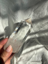 Load image into Gallery viewer, Clear Quartz Point
