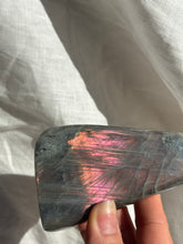 Load image into Gallery viewer, Labradorite Freeform
