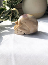 Load image into Gallery viewer, Mookaite Jasper Skull
