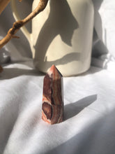 Load image into Gallery viewer, Tri Coloured Calcite Mini Generator
