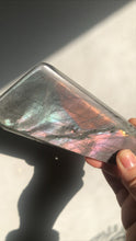 Load image into Gallery viewer, Labradorite Freeform - Electric Flash
