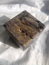 Load image into Gallery viewer, Silk Fluorite Cube
