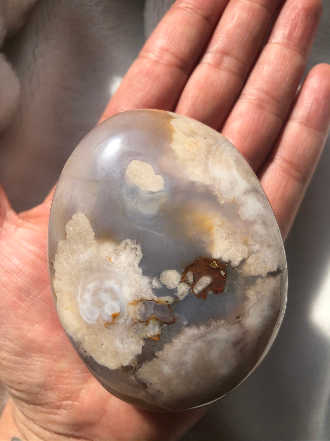 Flower Agate Palm Stone