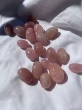 Load image into Gallery viewer, Rose Quartz Tumble
