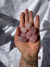 Load image into Gallery viewer, Rose Quartz Tumble
