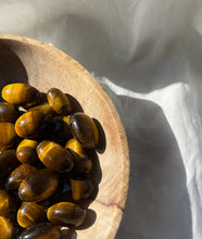Load image into Gallery viewer, Tigers Eye Tumble
