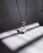 Load image into Gallery viewer, Atlantis Heart Necklace - Clear Quartz
