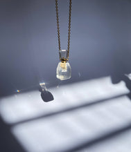 Load image into Gallery viewer, Atlantis Necklace - Clear Quartz
